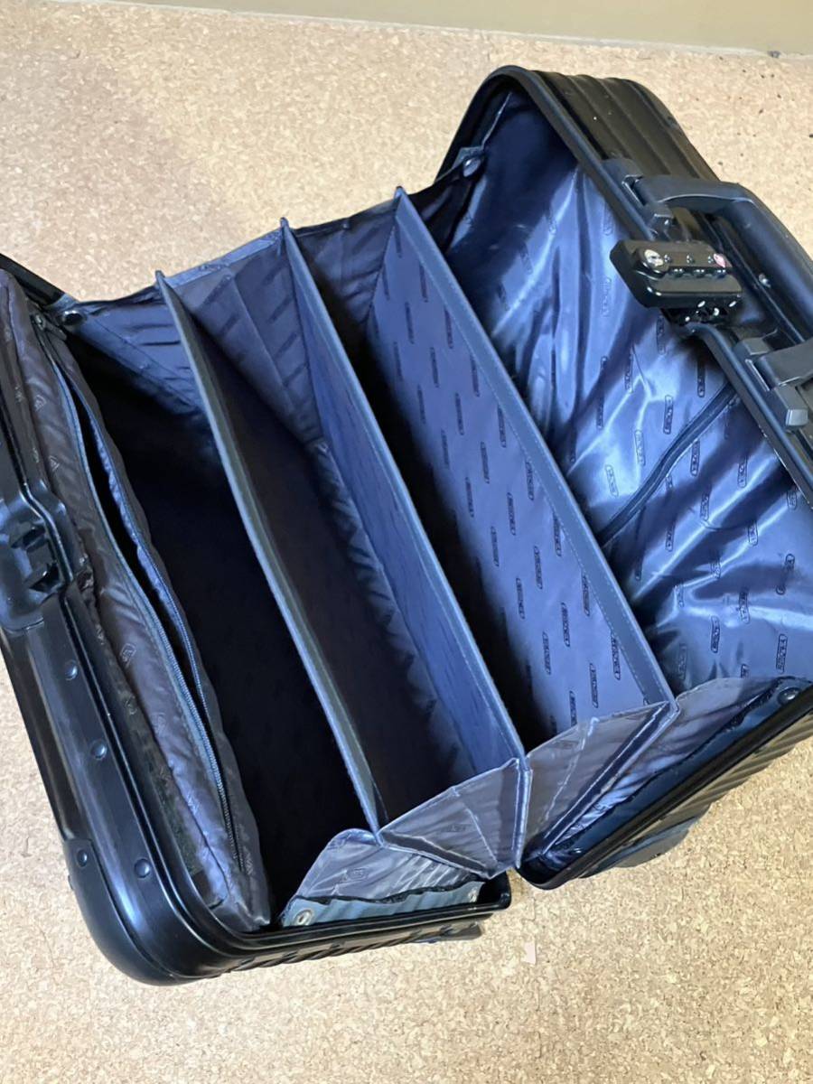 RIMOWA TOPAS STEALTH 923.40.01.2 Rimowa topaz Stealth business Toro Lee 2 wheel black 28L