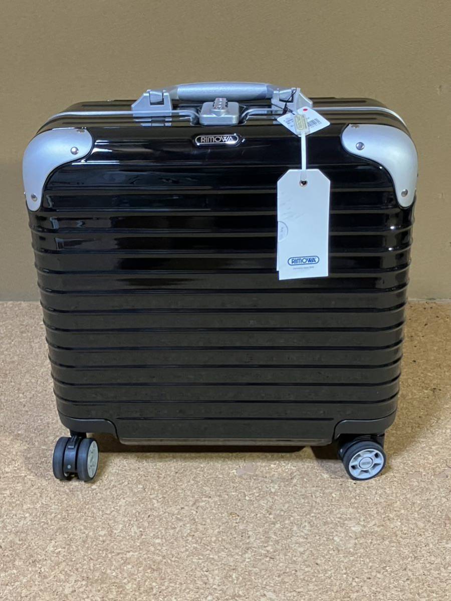 新品未使用 RIMOWA LIMBO 27L 4輪 881 40 50 4 リモワ リンボ 新品未使用 RIMOWA LIMBO 27L 4輪 881 40 50 4 リモワ リンボ