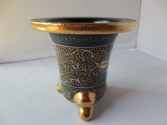 ヤフオク 艸 蘭鉢 金襴手 唐草紋 11 5センチ 万年青鉢 ヤフオク 艸 蘭鉢 金襴手 唐草紋 11 5センチ 万年青鉢