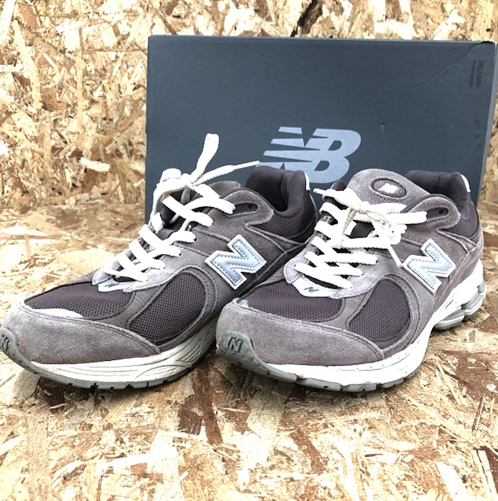 New Balance スニーカー ブラックフィグ ブラウン 28cm M2002RHD [jgg]