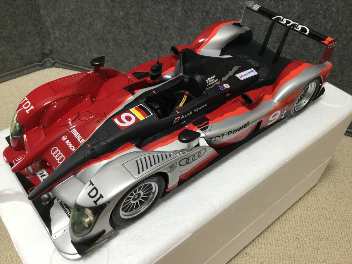 スパークモデル Spark Modell 1/18 Audi R15 TDI plus 2010 Le Mans No.9-