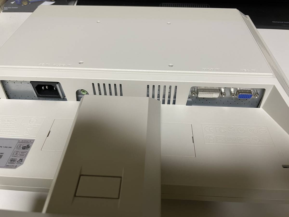 ★ ACER 19インチ　スクエアモニター　V193　中古 ★_画像6