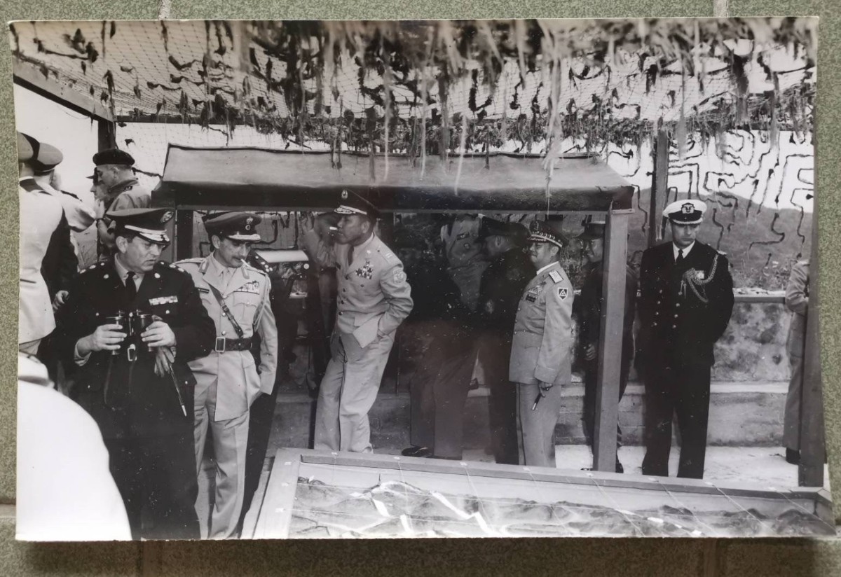 【超貴重】1962年大韓民国軍人節朝鮮戦争停戦10周年記念イベント大型写真25枚、朴正熙大統領、主要国の国防相、表敬と参観、28×18 cm_画像8