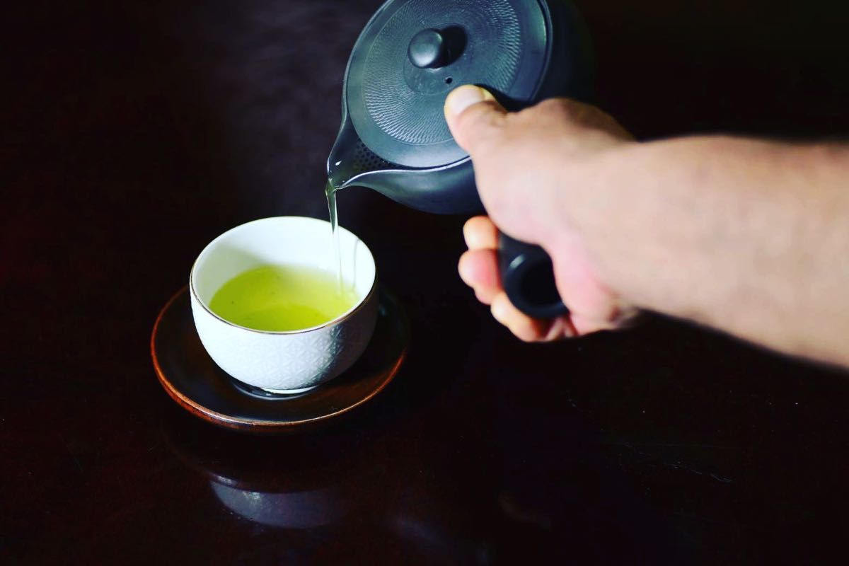 【かぶせ茶　彩つなぎ】茶葉　奈良県産　大和茶　上煎茶　かぶせ茶　茶葉　100g 