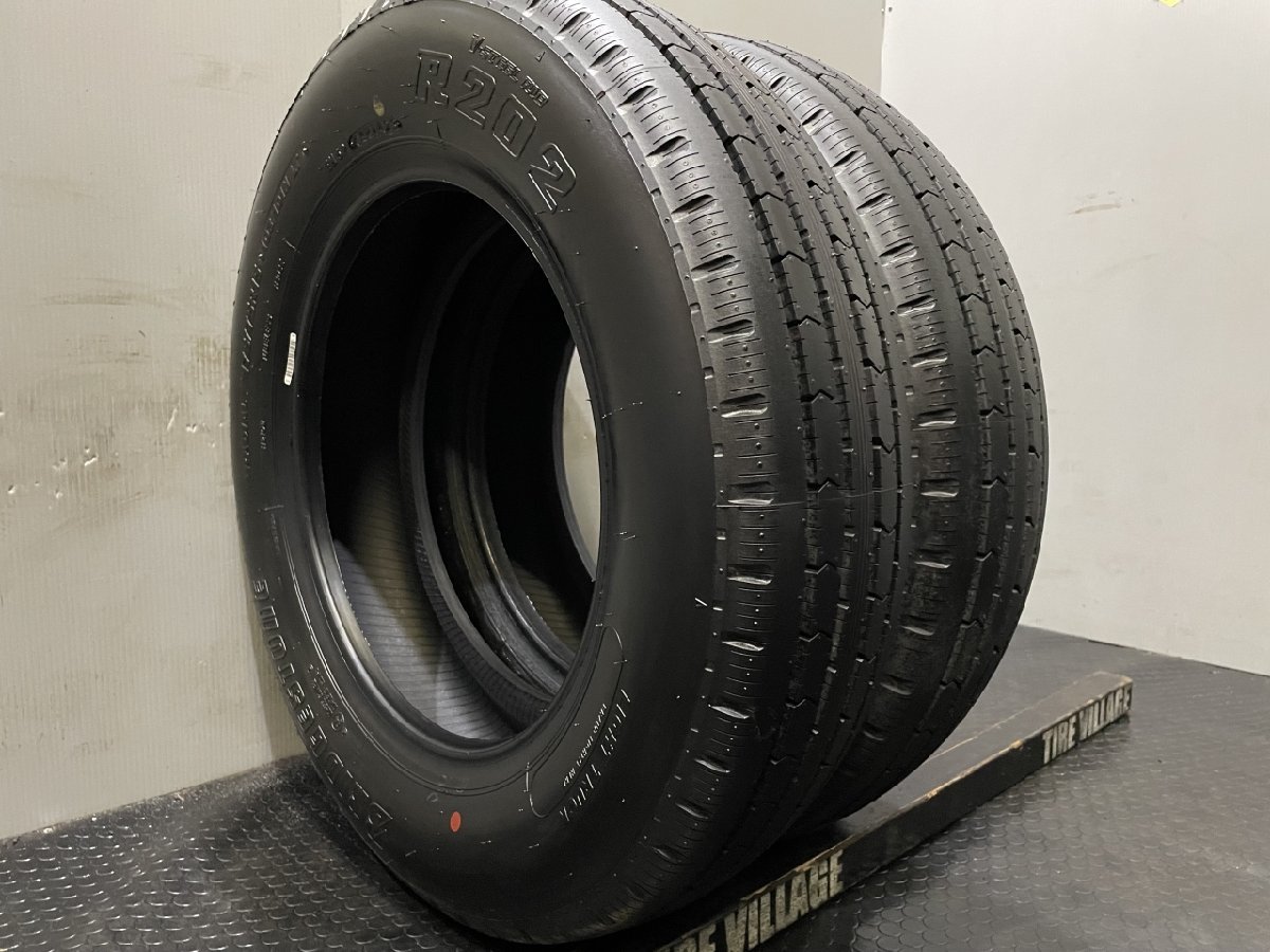 新車外し 2023年製 BS BRIDGESTONE R202 175/75R15 103/101N LT 15インチ ライトトラック用 夏タイヤ 2本 ダイナ トヨエース等　(KB94)_画像1