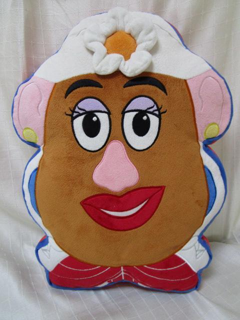 TDR Mr. potato head &Mrs. potato head both sides cushion 40cm used 