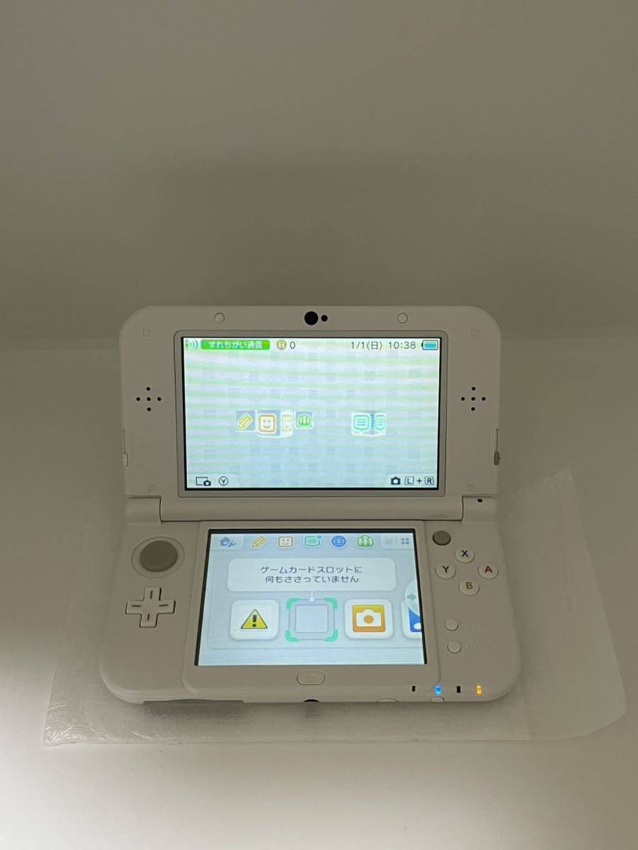 ☆極美品☆Newニンテンドー3DS LL パールホワイト 上画面IPS液晶-