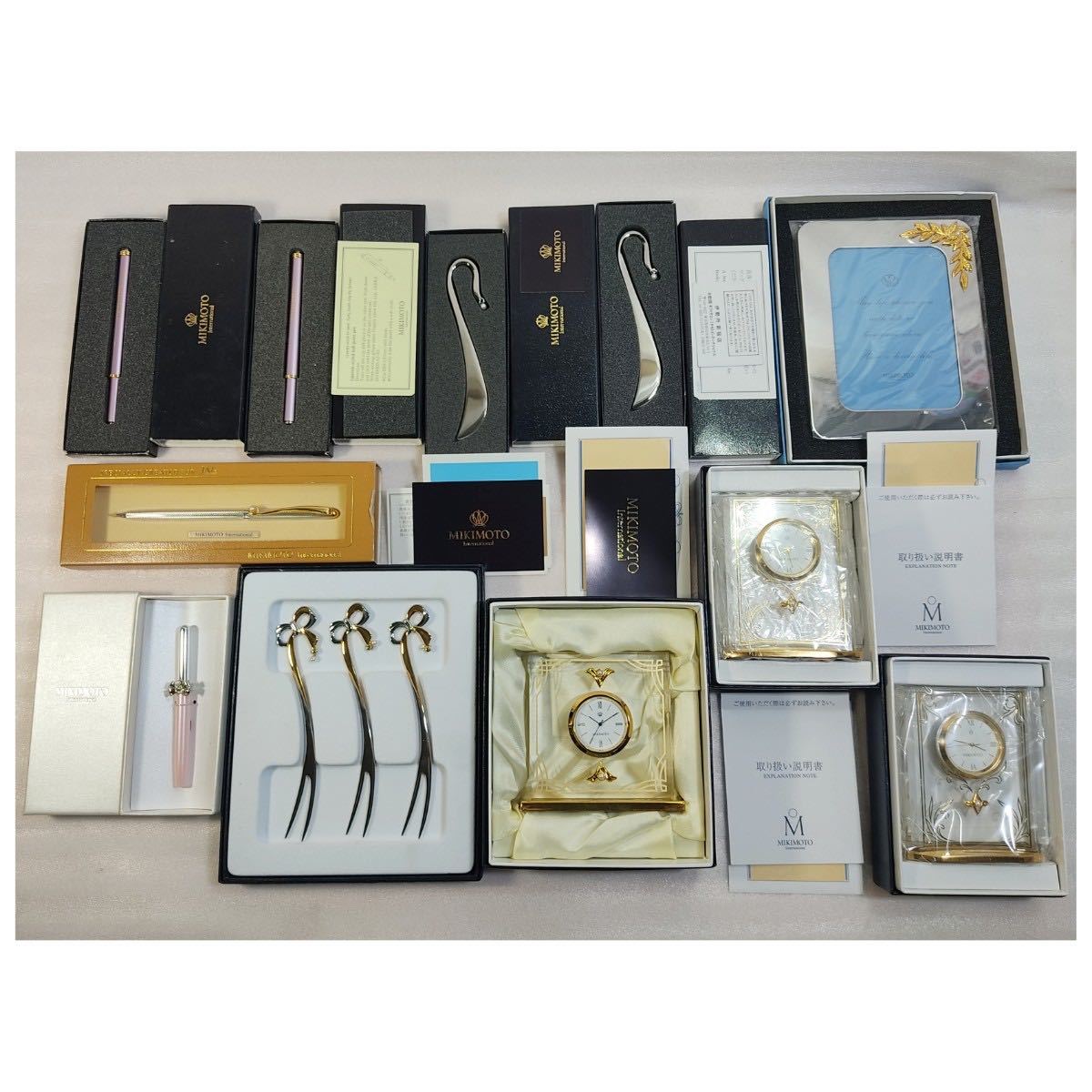 売れ筋がひクリスマスプレゼント! MIKIMOTO ミキモト ボールペン フォトフレーム 置き時計 他 おまとめ 未使用中古混合品 保管品 動作未確認のためジャンク品 ボールペン一般 売れ筋がひクリスマスプレゼント! MIKIMOTO ミキモト ボールペン フォトフレーム 置き時計 他 おまとめ 未使用中古混合品 保管品 動作未確認のためジャンク品 ボールペン一般