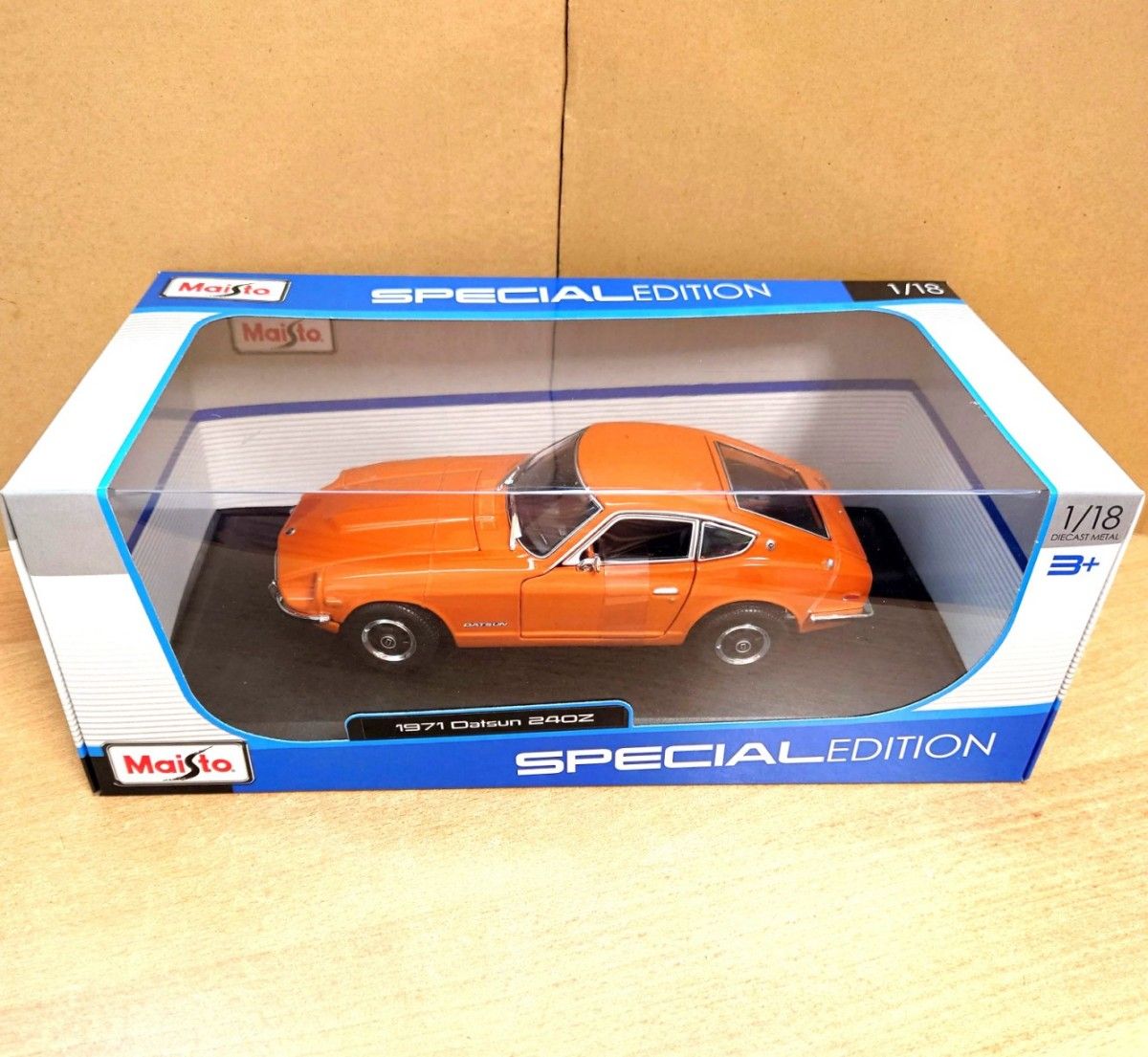 1/18 日産(ダットサン)フェアレディ240Z オレンジ 1971 1/18 日産(ダットサン)フェアレディ240Z オレンジ 1971