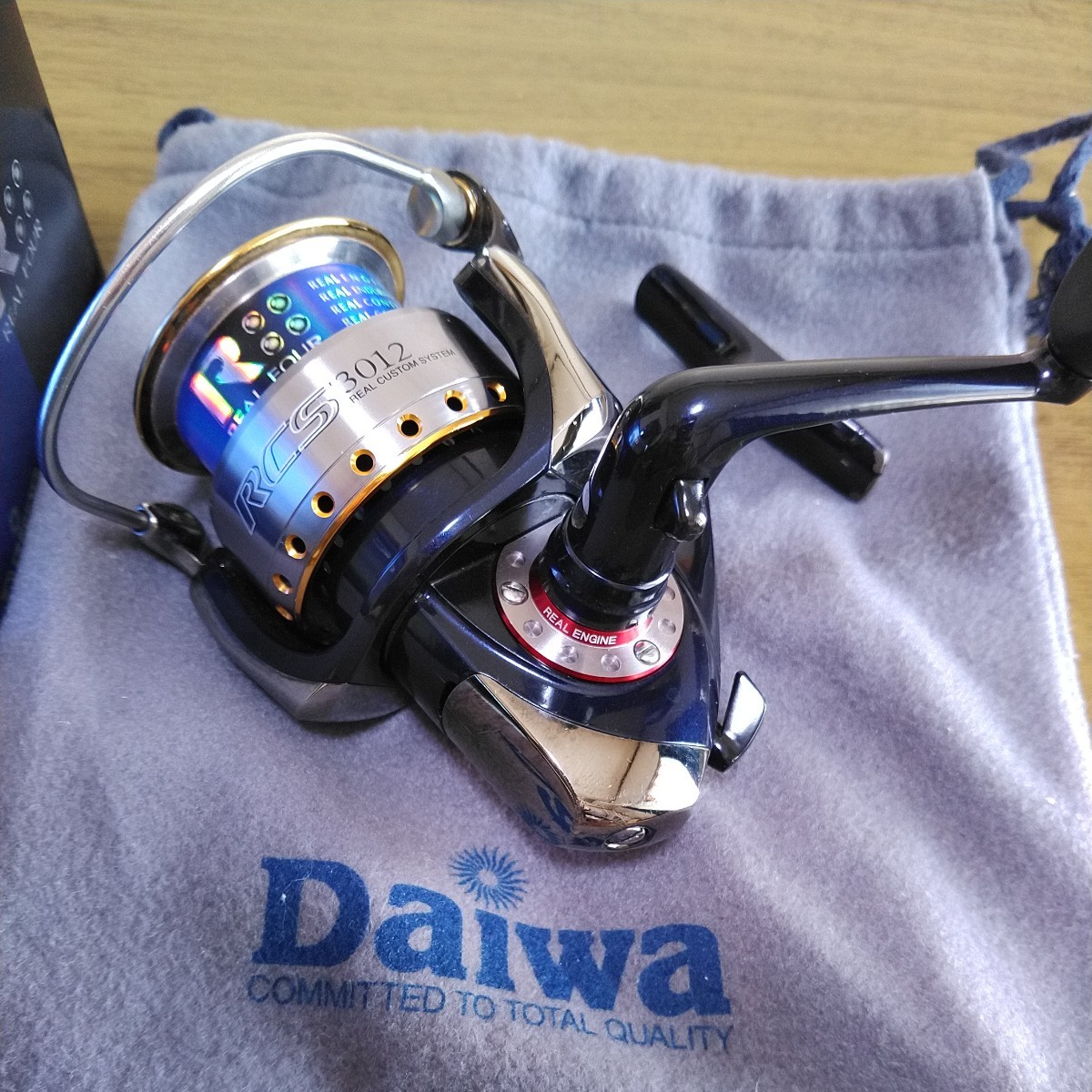 【貴重】ダイワ(DAIWA) スピニングリール 初代04 セルテート 3000(RCS3012) メーカーカスタム品_画像1