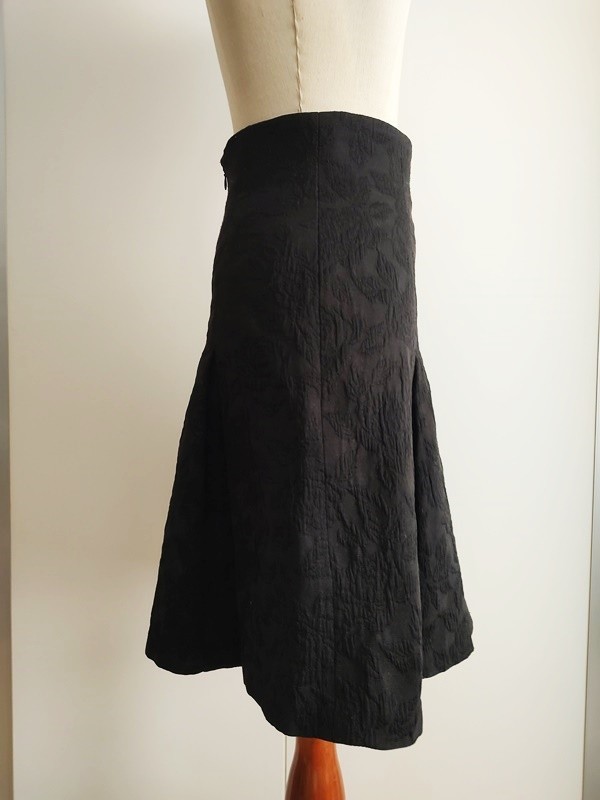 JILL STUART ジルスチュアート 黒 ブラック 柄 フレアー スカート サイズ0_画像3