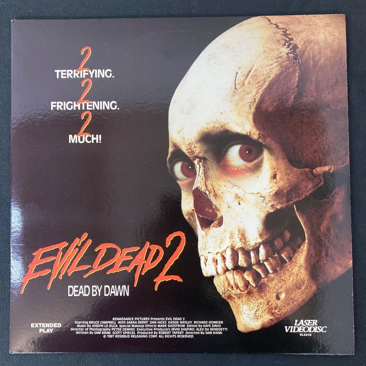  ужасы LD/ блюз * can bell Evil Dead 2 Dead By Dawn 1987 [Widescreen].... . хлопчатник 2 (1998 год *EE-3845) лазерный диск YL3