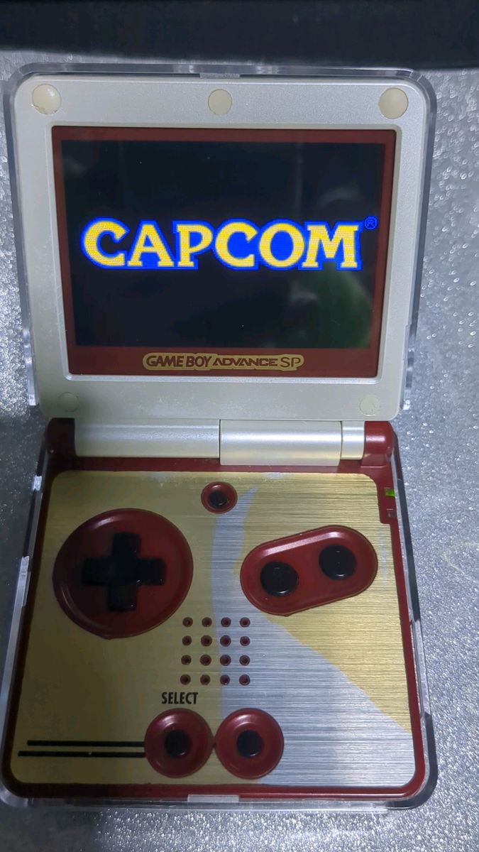 ゲームボーイアドバンスSP　ファミコン生誕20周年記念バージョン　非売品　IPS化