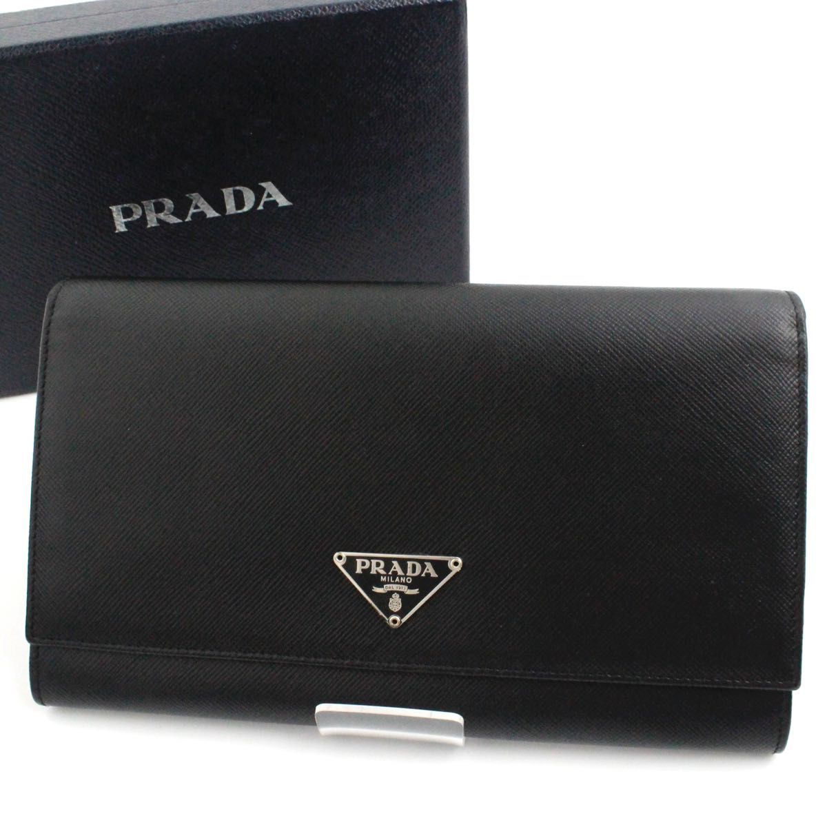 未使用展示品 入手困難】PRADA 長財布 三角プレート サフィアーノ