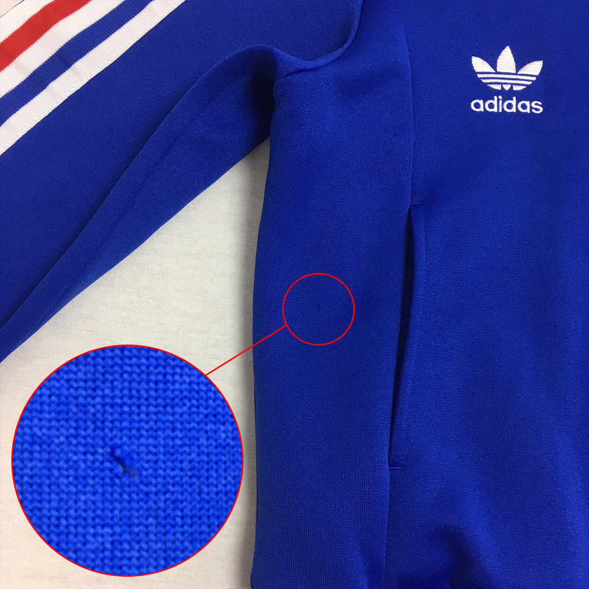 adidas Originals アディダス オリジナルス LES BLEUS レ・ブルー フランス ジャージ トラックトップ Sサイズ 三本線 トレフォイル 740488_正面右脇腹あたりに一箇所ダメージあり