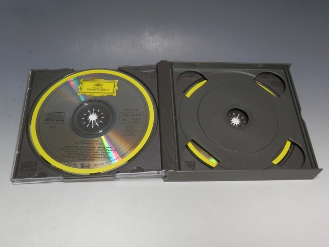 □ ヴェルディ 歌劇 椿姫 レヴァイン ステューダー パヴァロッティ 国内盤 2枚組CD POCG-1638/9_画像5