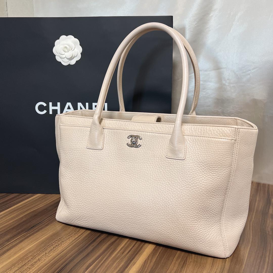 ☆美品 シールあり 19番台☆CHANEL シャネル エグゼクティブ トート