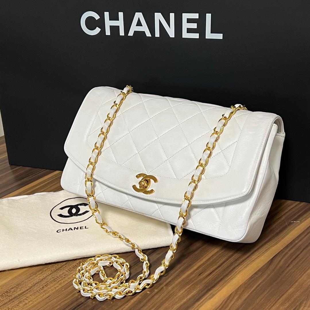 ★正規品 鑑定済み★CHANEL シャネル バッグ ダイアナ フラップ マトラッセ チェーン ショルダーバッグ ホワイト ゴールド金具_画像1