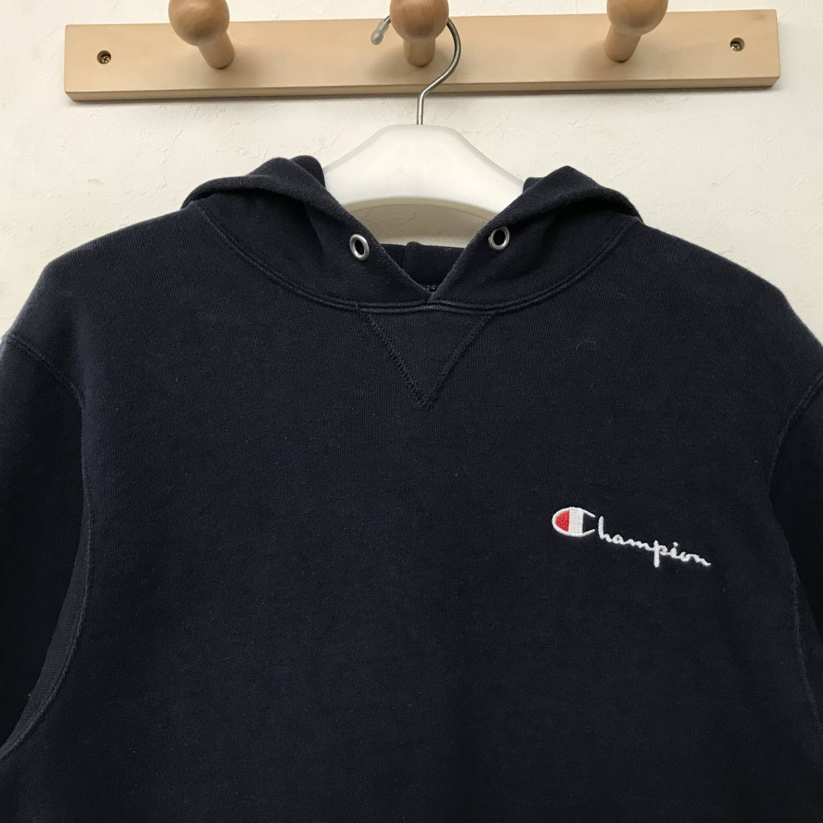 Champion 80s～90s USA製 青タグ チャンピオン メンズ スウェットパーカー ロゴ刺繍入り size M/L_画像4