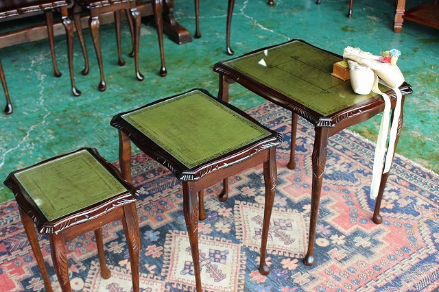 イギリスアンティーク家具 ネストテーブル テーブル コーヒーテーブル サイドテーブル 英国製 R-85