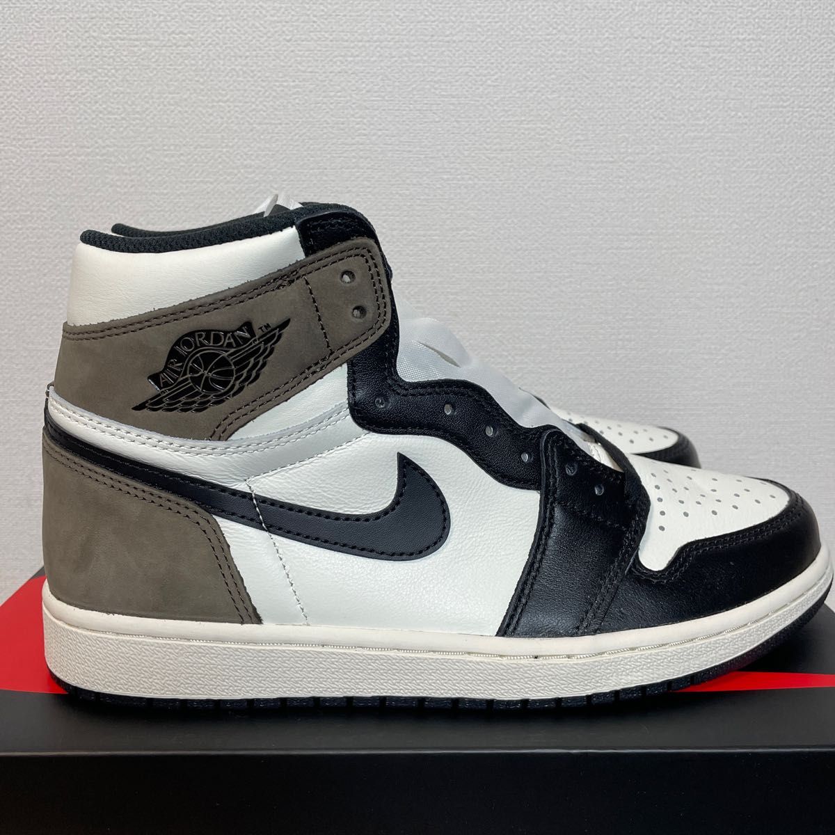 NIKE エアジョーダン1 ダークモカ　新品未使用　27cm レア 正規品 AIR JORDAN HIGH ゴッデム品