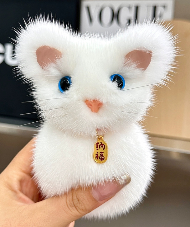 新品限定 ネコ 最高級ミンクファーバッグチャーム/キーホルダー 白