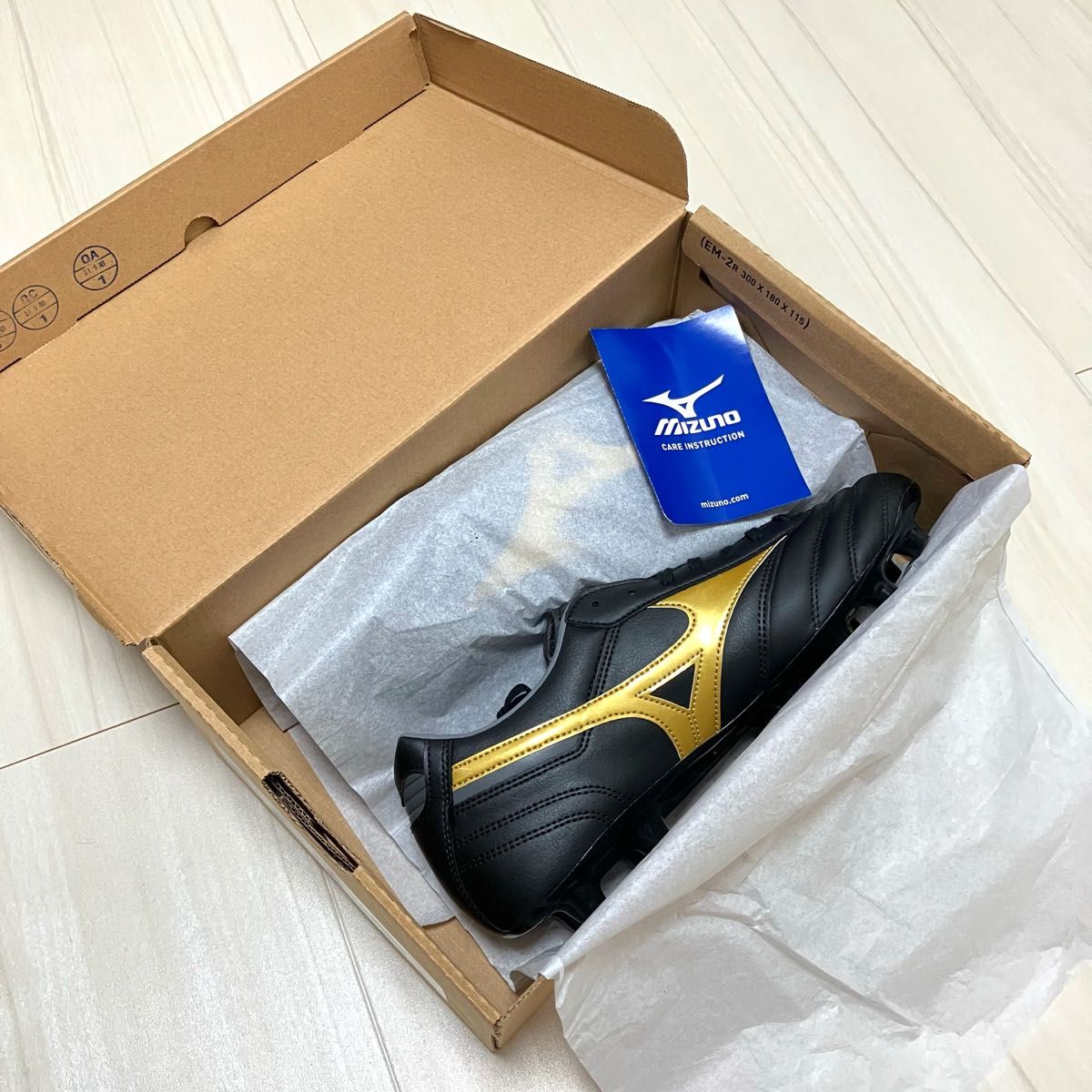 日本未発売 MIZUNO ミズノ モレリア2 プロ 25 5cm オーラム 日本未発売 MIZUNO ミズノ モレリア2 プロ 25 5cm オーラム