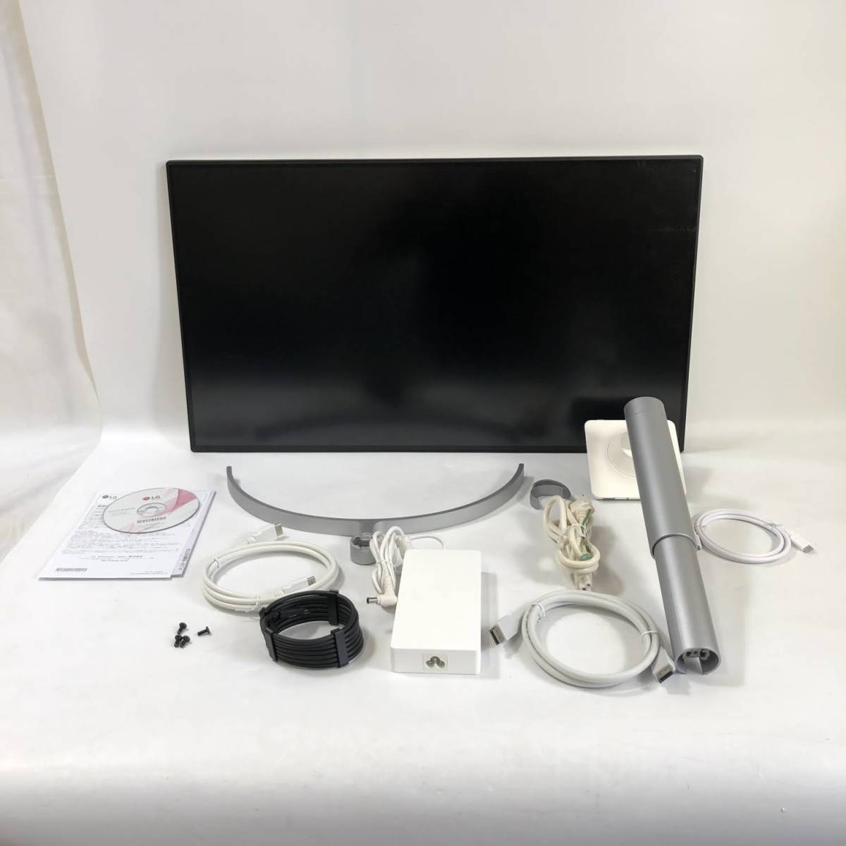 ★LG モニター ディスプレイ 32UL950-W 31.5インチ/4K/DisplayHDR600/Nano IPS/Thunderbolt3×2/HDMI/DP/スピーカー/ピボット_画像1