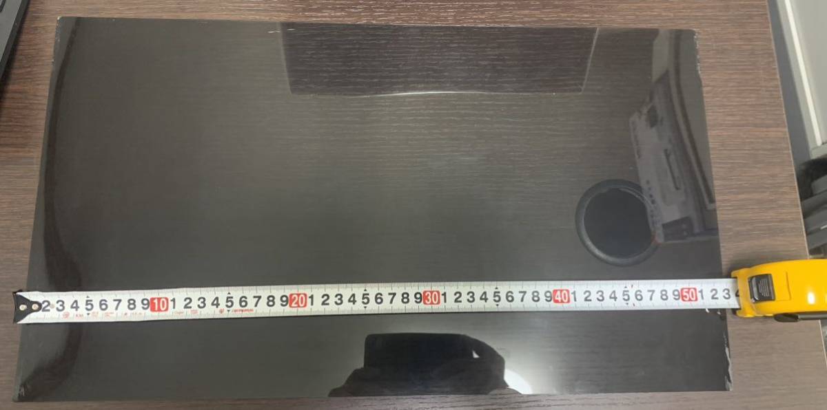 アスクルから半年前買った 533×300mm 周りからの視線を防ぐ、のぞき見