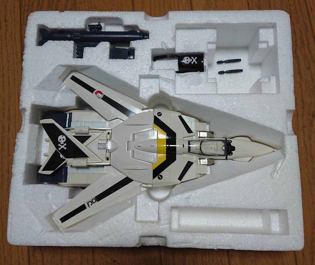 人気激安 超時空要塞マクロス バンダイ BANDAI 1/55 HI-METAL スーパー