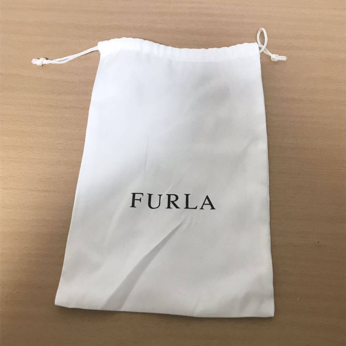 964-0020 FURLA フルラ 長財布 黒　ブラック_画像10