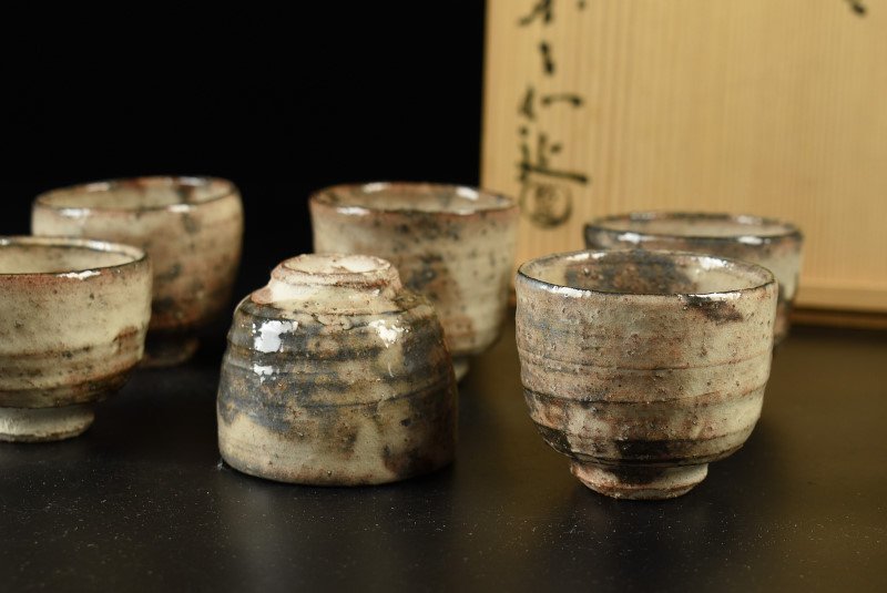 冬バーゲン☆】 【蔵c9890b】萩焼 金子松延 ぐい呑み 酒器 六客 共箱
