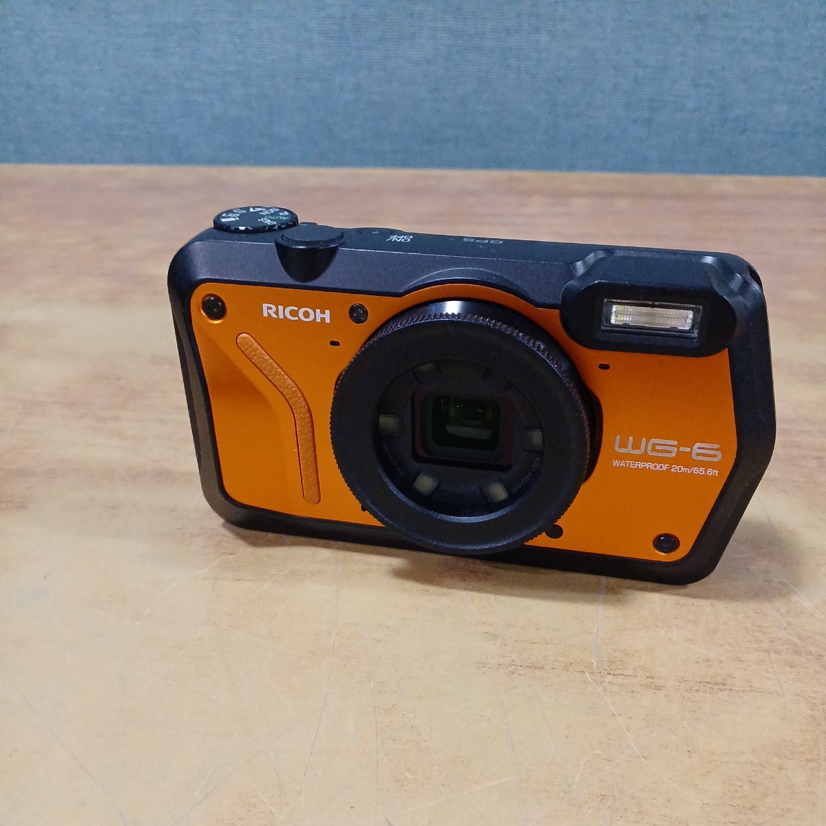 RICOH WG-6 R02050 リコー デジタルカメラ カメラ オレンジ 中古 簡易動作確認済み 長期保管