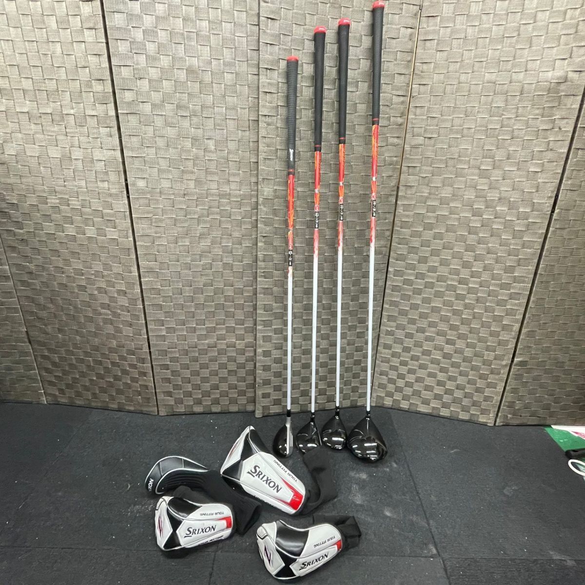 E830-C4-716 SRIXON スリクソン ゴルフクラブ 4本セット Z-525/3本 Z-Hybrid/1本 #1,3,4,5 Miyazaki フレックスS ヘッドカバー付き ⑩_画像1