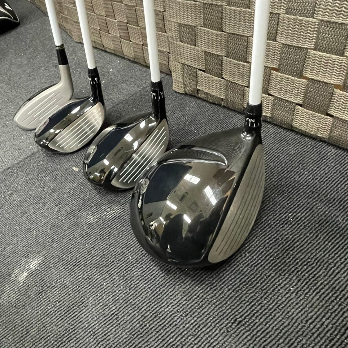 E830-C4-716 SRIXON スリクソン ゴルフクラブ 4本セット Z-525/3本 Z-Hybrid/1本 #1,3,4,5 Miyazaki フレックスS ヘッドカバー付き ⑩_画像4