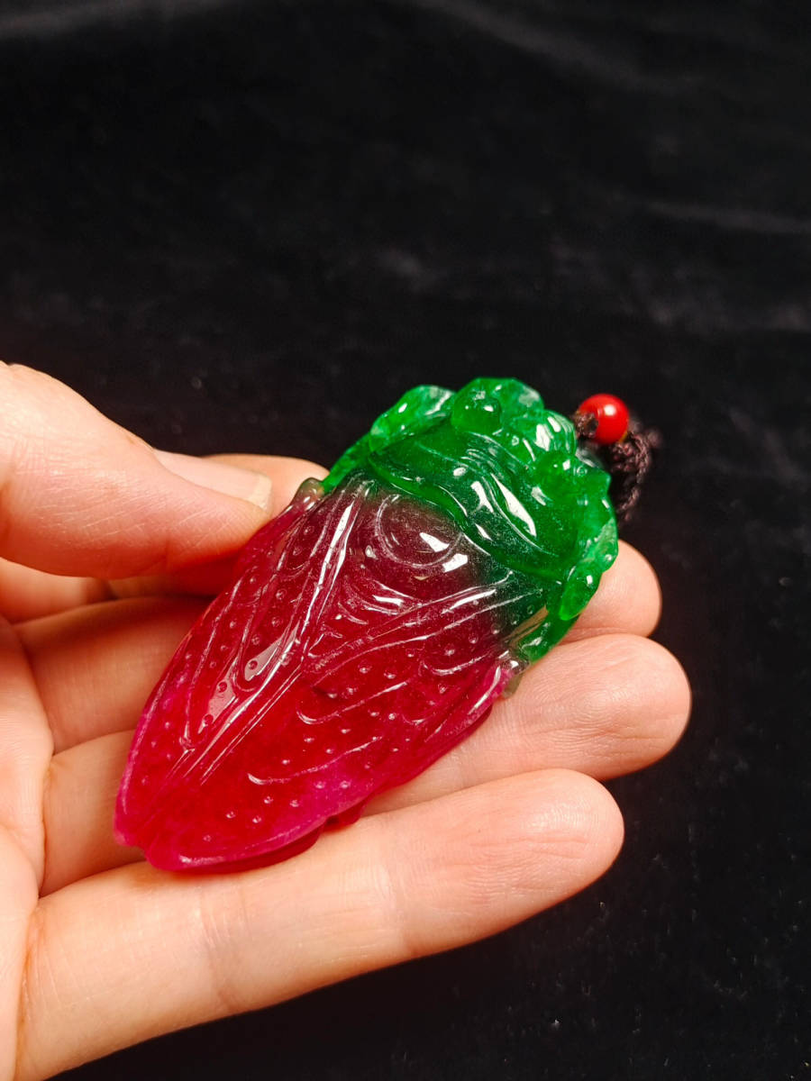 館蔵珍品 翡翠製 細密彫 一鳴驚人ペンダント』置物 賞物 貴重物品 収蔵