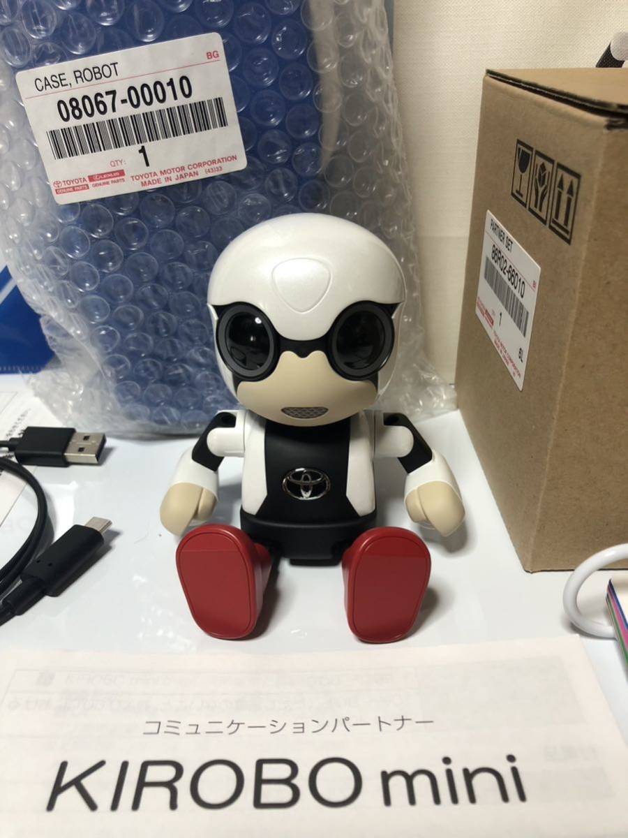 TOYOTA トヨタ KIROBO mini キロボミニ 専用キャリーケース、クリアファイル、メモ帳、使用頻度の低い商品（動作確認済）_画像5