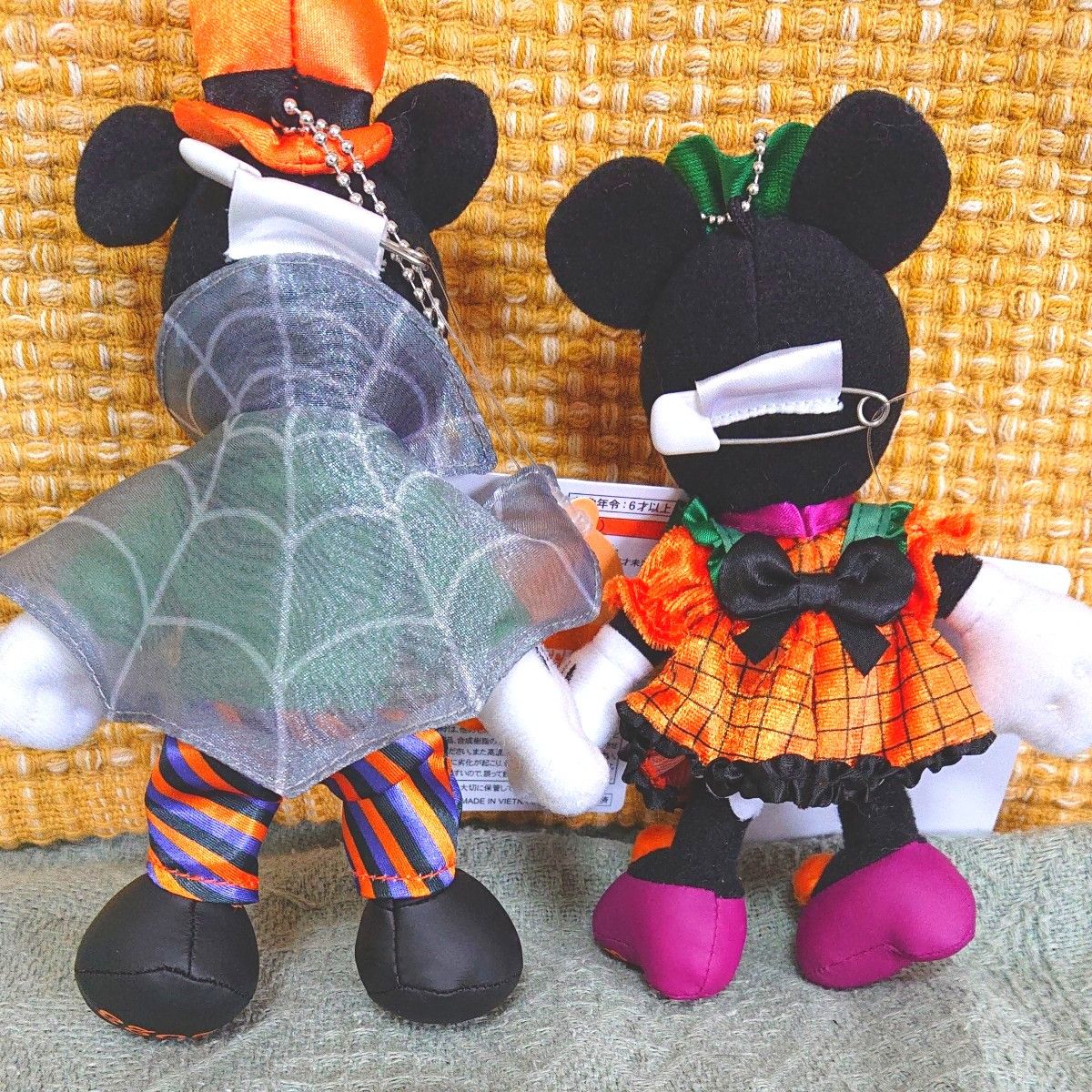 ディズニーハロウィン2023 ぬいぐるみ ぬいぐるみバッジ ディズニー ミッキー ミニー