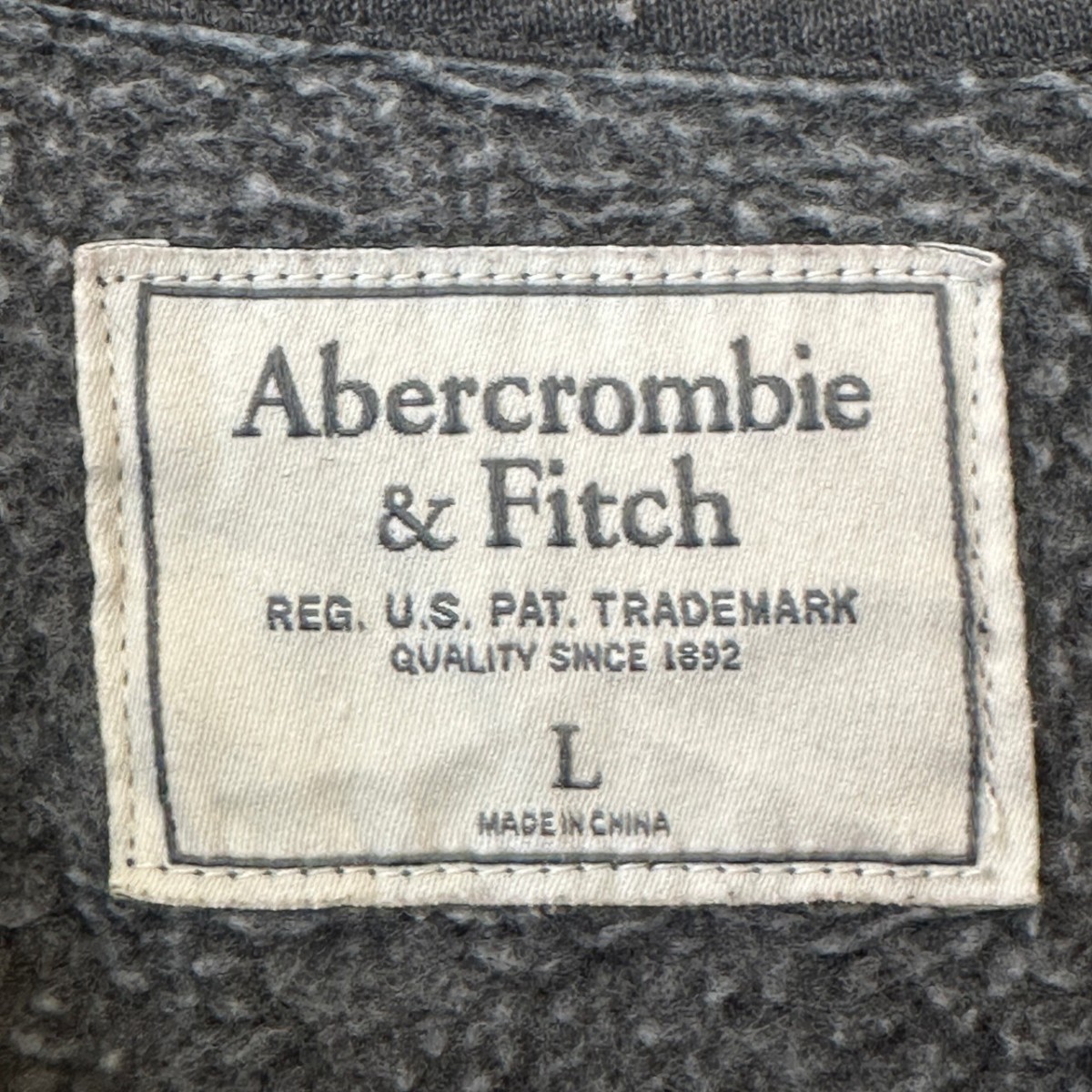 Abercrombie & Fitch Abercrombie & Fitch тренировочный вышивка серый /Y2371