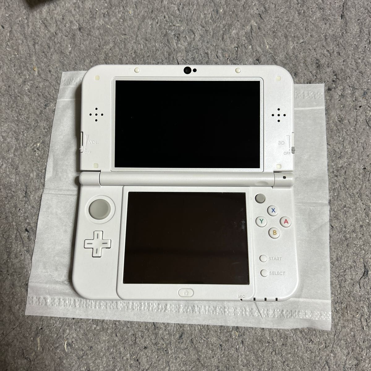 Newニンテンドー3DS LL パールホワイトほぼ新品-