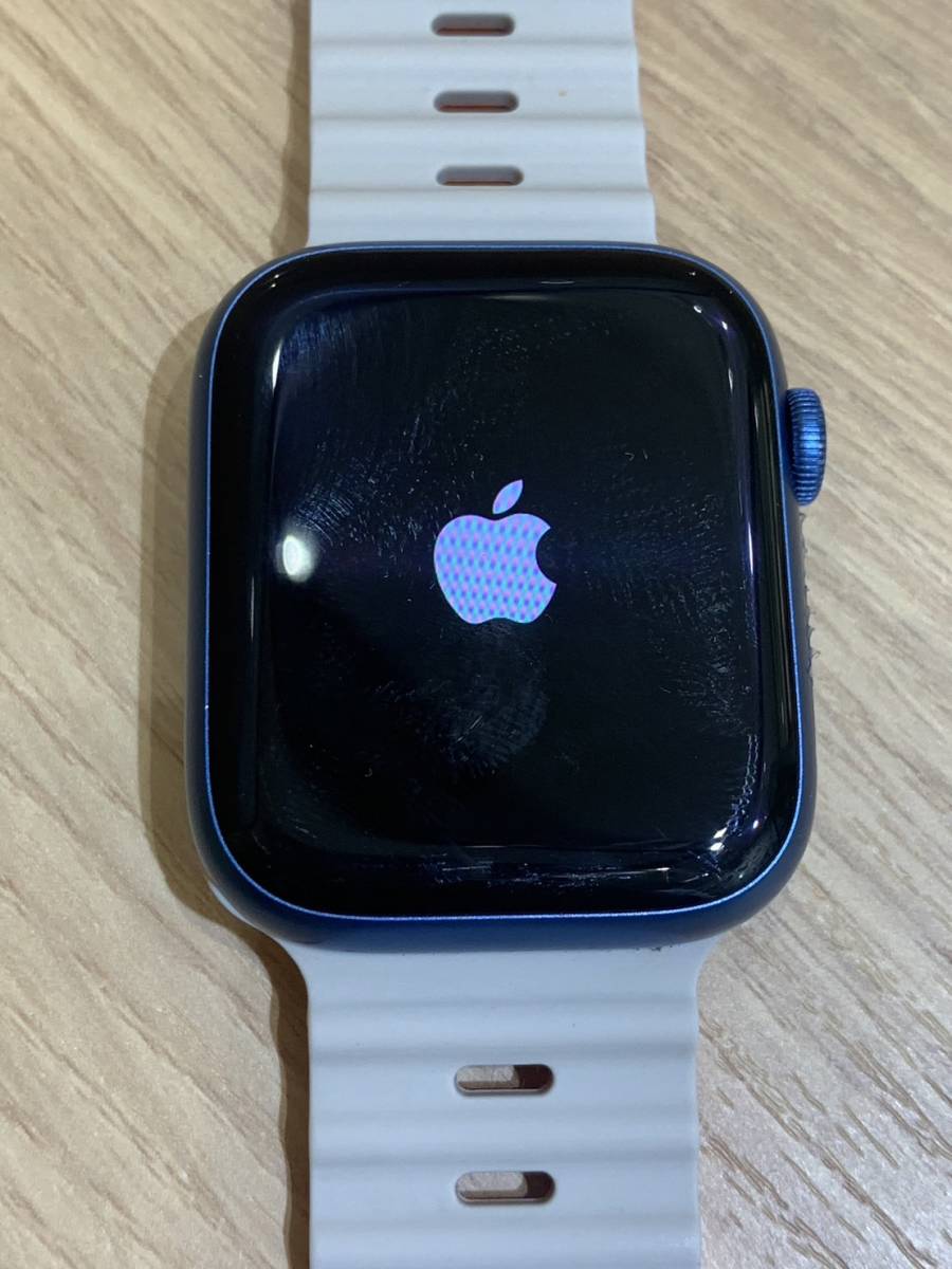 【APS 6102】1円～ Apple Watch アップルウォッチ シリーズ７ 45MM 付属品なし 通電確認済み 動作未確認 時計 腕時計 現状品_画像2