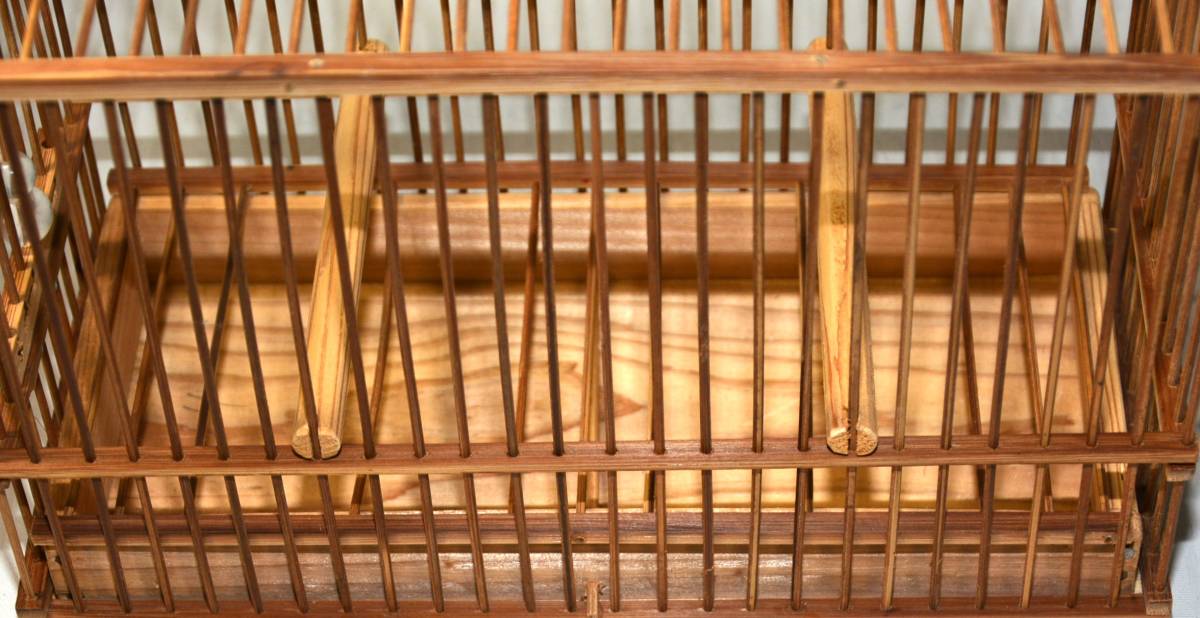 14◆初荷です ◆古い鳥籠 2点 手作り 竹製 木製 丁寧な作りです ◆メジロ 鳥かご ペット用品 未使用 長期保管品_画像7