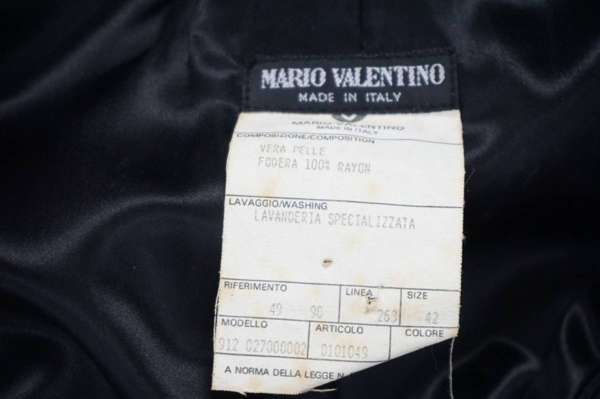 J681　イタリア製　オールド　MARIO VALENTINO　ヴァレンティノ　レザーコート　ノーカラー　ブラック　革　サイズ42　レディース_画像4