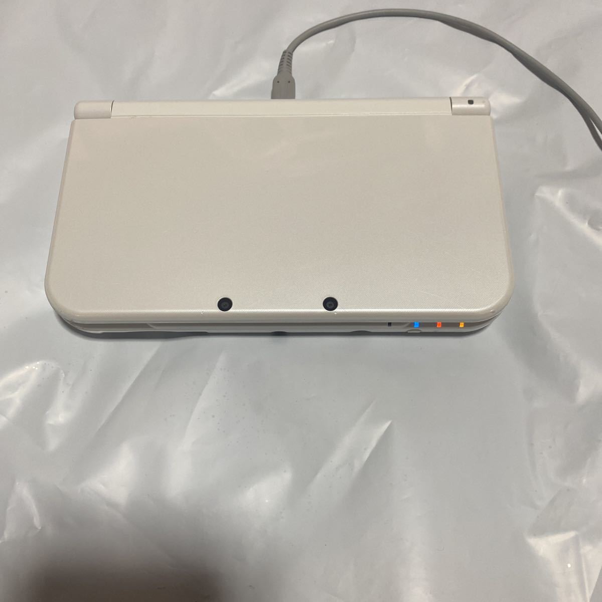 NEW ニンテンドー 3DS LL 本体 ホワイト RED-001 初期化済み 通電 動作