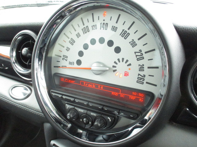 ●後期 260kmメーター BMW MINI mini ミニ R56 R55 後期 260km スピード メーター CD オーディオ 作動確認済みです● _画像7