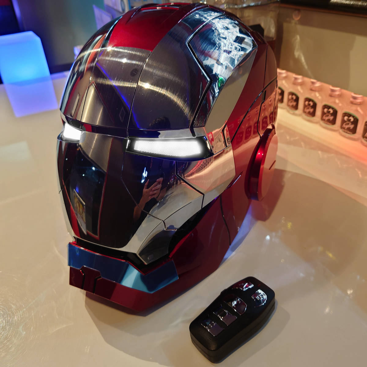 アイアンマン　ヘルメット　自動開閉式　音声認識開閉可能！アベンジャーズ シェルマスク コスプレ マーベル スパイダーマン USJ 即日発送_画像3