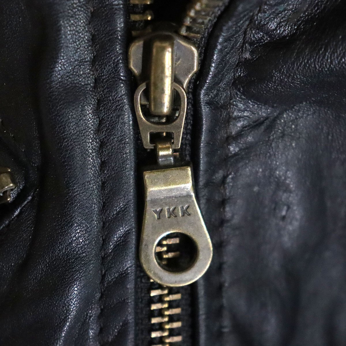#6T/Y10.21-5　E-WEAR　ダブルライダース　本革　レザージャケット　Lサイズ　ブラック　革ジャン　皮ジャン_画像4