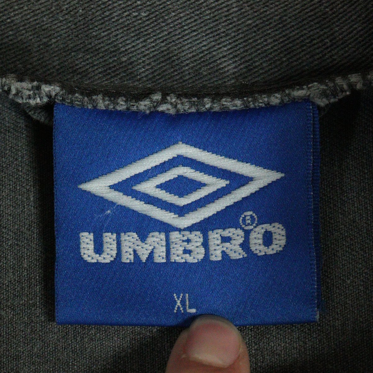 H4K/R5.9-1　90s　UMBRO　アンブロ　プルオーバーシャツ　マンチェスターユナイテッド　サッカーユニフォーム　ブルゾン　メンズ　XL_画像6