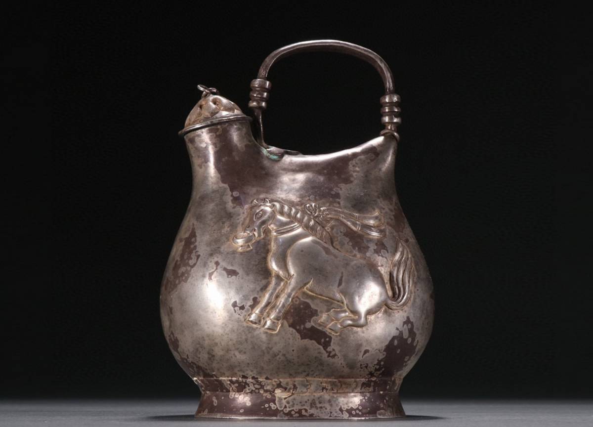 ◆明神◆極上珍品・中国・時代物・純銀・馬紋皮嚢壺・金水厚重・置物・中国古美術・古董品