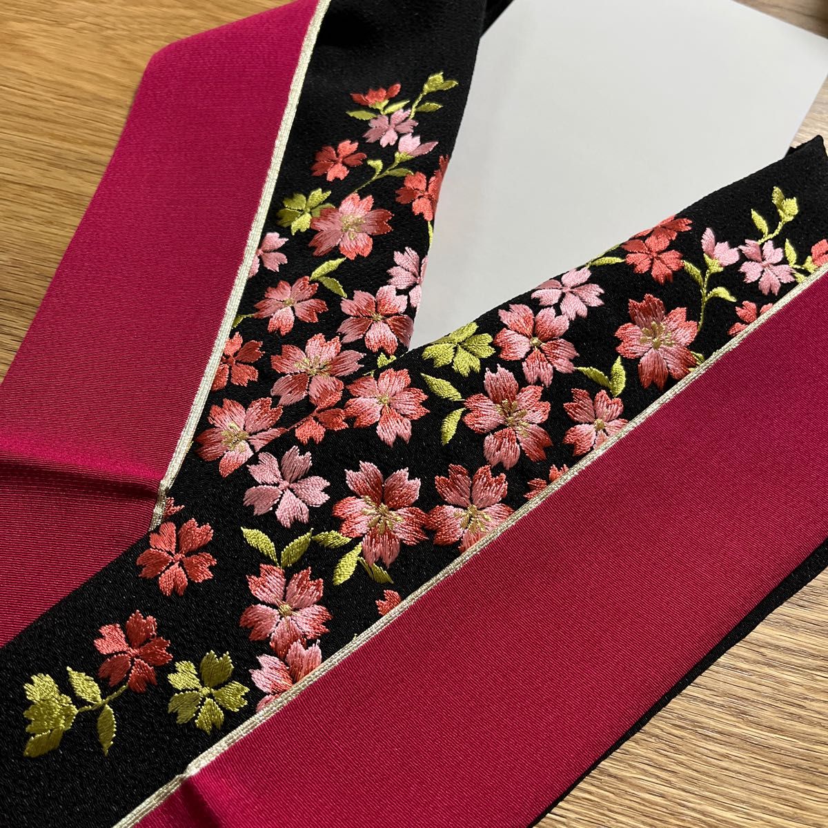 2-10 新品　刺繍半衿　重ね襟　和装小物　正絹　洗えるポリエステル　ゴールド　桜